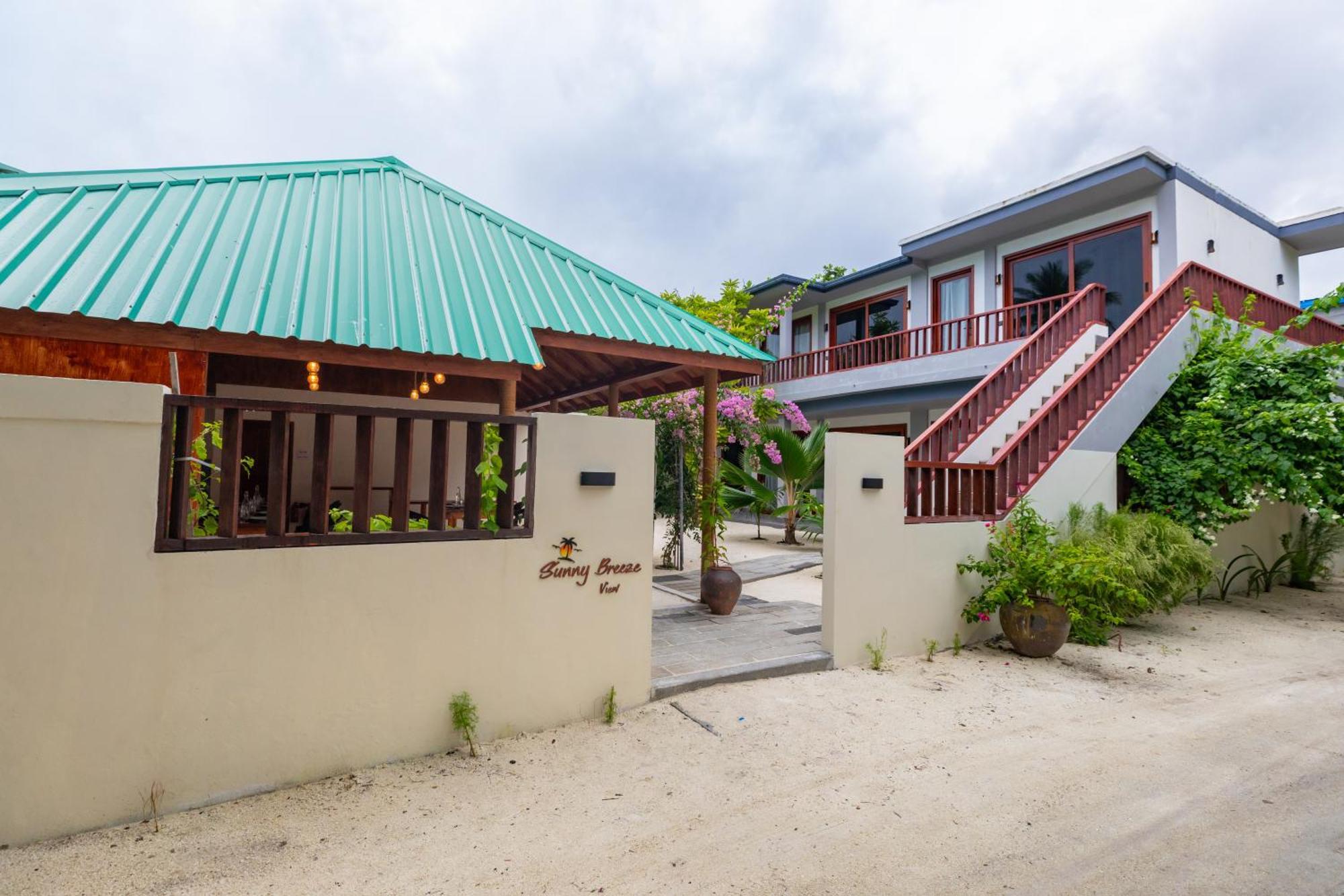 Sunny Breeze View Hotel Hangnaameedhoo Exterior photo