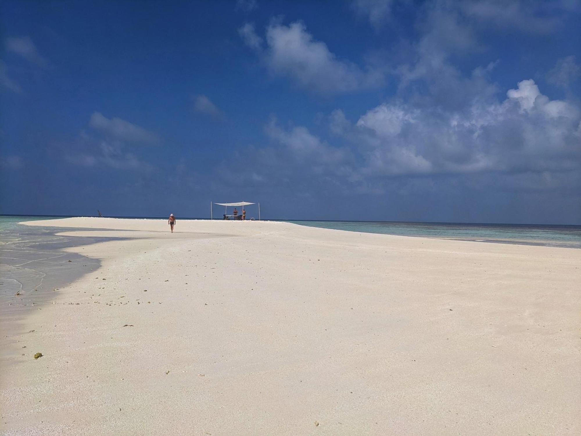 Sunny Breeze View Hotel Hangnaameedhoo Exterior photo